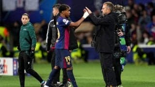 ｢カルレスは常に特別な存在｣ フリック監督が急逝のドクターを追悼、好調持続ペドリには｢そのポジションで世界一｣と絶賛