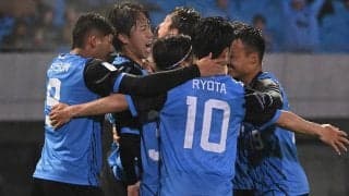 雨降りしきる中、攻勢に出た川崎Fが4ゴールで逆転ベスト8! 佐々木旭の1G1Aなど上海申花を退け、2017年以来の8強【ACLE2024-25】