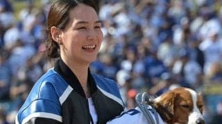 大谷らが日本へ出発　真美子夫人＆デコピンは留守番か、同僚妻らへ粋な“差し入れ”