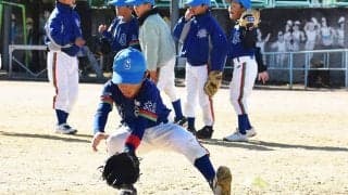 「下手そう」なのに超重要…小学生で“カナメ”の守備位置は？　全国V2に学ぶゴロ捕球