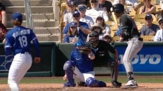 なんだこれは…？ 山本由伸に「手も足もでない」 完璧投球で翻弄→打者が唖然と立ち尽くす「これはエース」「カッコいい」