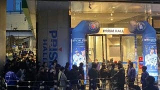 MLB開幕戦グッズショップ、異例の早朝開店でも約200人が並ぶ　「確実に買いたいので」