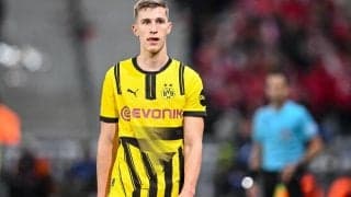 ブンデスでの低迷、他クラブからの関心…それでもドルトムントはDFシュロッターベックをチームに留める？