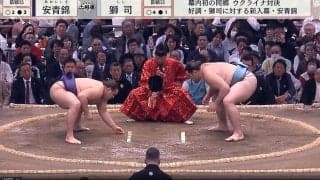 こ、これは…力士が“クセつよ”ルーティン披露 「腰ふっとるやんw」ファン驚き 反響続々