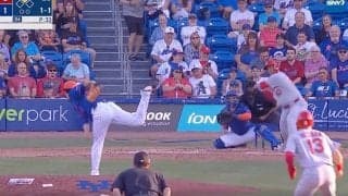 球場騒然！ 千賀滉大は一体、何をした…？ 想定外の“ミラクル”「なんだこれw」 いきなりの“超スローボール”に打者困惑