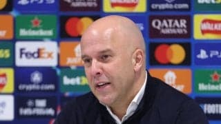 リバプールを率いて首位快走のスロット監督　プレミアリーグ初采配で好調な要因を分析する