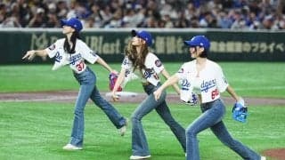 ド軍戦始球式に“日本人美女”「MISAMO」　モモがノーバウンド投球…へそ出しド軍ユニで魅了