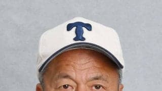 「感無量」東洋大姫路・岡田監督、母校監督として校歌　センバツ