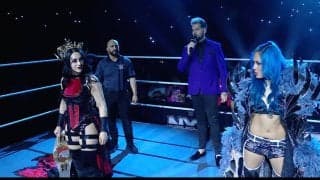 世界的人気の日本人美女レスラー、“歴史的一戦”後のステージ裏「涙のやりとり」が大反響…レジェンドレスラーが明かす盟友同士の舞台裏