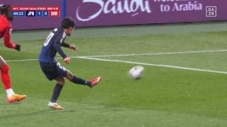 「久保建英はちょっと次元が違うね」「右も左もイケるのかよ」超絶カットイン→高精度過ぎる“逆足カーブショット”でゴールを急襲！「右からくると思わない」元日本代表の度肝をぬいた一撃