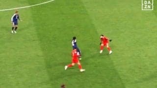 「タケえぐ…」久保建英の“急加速ドリブル”に仰天！「剥がすの本当うまい」「異次元」「やべえな」敵２人をスラロームで瞬殺→決定機演出にスタジアム沸騰