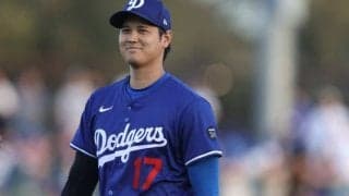 大谷翔平がOP戦本拠地初見参で盟友トラウトと“ハグ”　2打席で途中交代　「MLB公式サイト」今季アワード予想ではダントツMVP