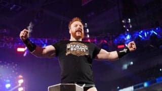 “ビール腹”レスラーが「奇跡のダイエット」で圧巻腹筋を披露…独自の減量法で“劇的ビフォーアフター”実現にファン驚愕