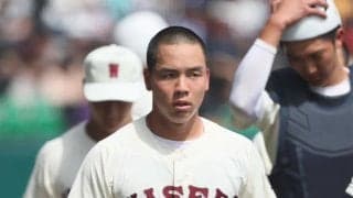 夏への成長に期待！伝統校の重みを背負った早稲田実の主将でエースの中村【25年センバツ・輝きを放った球児たち】




