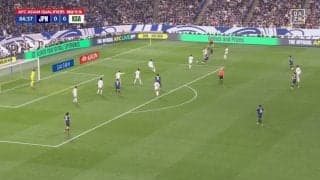 一体何が起きた？伊東純也＆堂安律、目にもとまらぬ“超高速ワンツー”でサウジのガチガチ守備を引き裂いた瞬間「連携えぐ」「丼2杯はいける」SNSが沸いたイナズマコンビネーション