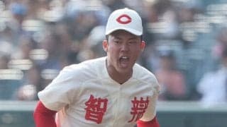 智弁和歌山が「速攻」決めて春30勝で7年ぶり4強！渡邉、宮口で完封リレー【25年センバツ】








