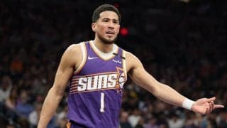 サンズが今季序盤戦以来の4連勝…ブッカーが決勝弾となるジャンパーをヒット