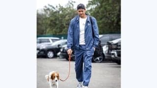 大谷翔平とデコピンが「同じ表情だ」　“家族”との出勤風景に「シンクロしたような顔」