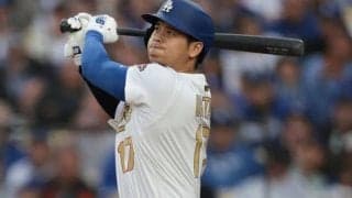 打たれた投手も思わず愕然…大谷翔平が放った圧巻の流し打ち2号に日米驚嘆「意味がわからない。逆方向になんで」