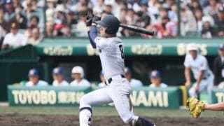 横浜打線が大爆発！健大高崎のWエースから10安打！5点をリードして終盤へ！【センバツ】