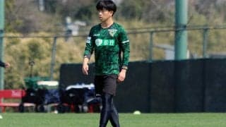 東京Vの熊取谷一星、現状打破へ「課題へ向き合うことが今は大事」…ホームタウン多摩市でのサイン会でプロとしての責任感も増す