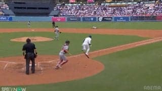 大谷翔平、衝撃の“175キロ”爆速ヒットが相手グラブをはじき飛ばす…“わかっていても捕れない”超速打球にファン驚愕「今年もこの打球見れるんやなー」