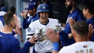 ロハスが待ち望んだ大谷翔平との共演　ベンチでまさかの“シンクロ”「いい顔してますね」