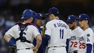 佐々木朗希の降板時「元背番号11」の名手が見せた“気遣い”に注目 「ロハスが熱い」マウンドの光景に反響