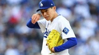「スイングをさせられていない」指摘されたスプリットの“精度”　佐々木朗希は「学んでいくだろう」捕手スミスが口にした修正点