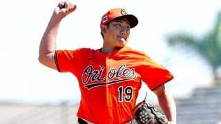 菅野智之、緊急降板は「痙攣」　デビュー戦は4回4安打2失点、初勝利お預け