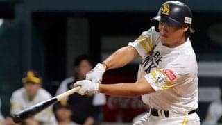 鷹の大砲は「なんで2軍におるん？」　覚醒気配の3ランでファン待望「今すぐ1軍へ」