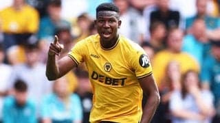 ウルブスが今季絶望のコロンビア代表DFモスケラと5年間の契約延長…指揮官「彼は笑顔のリーダー」