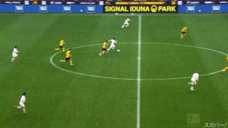 衝撃！ 佐野海舟の“60mぶっちぎりドリブル”に敵ファンも驚愕「ドルトムントに来てくれ」「バケモノすぎる…」「ちょっとレベルが違う」圧巻のスピード＆パワーで爆走した瞬間