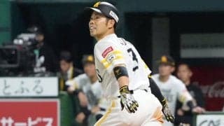 鷹・近藤健介がヘルニア手術、競技復帰へ2〜3か月…前半戦出場は微妙か　31日に抹消
