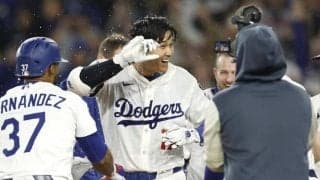 「狂っているほど優秀だ」大谷翔平、値千金のサヨナラ弾！ “史上初の8連勝”のド軍に米愕然「全く容赦がない」