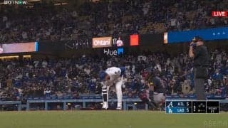 「打つぞ…打つぞ…」大谷翔平が打席に立った瞬間、“異様な雰囲気”に…「やってくれそう」から“初球サヨナラ弾で歓喜爆発”の一部始終