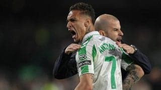 アーセナルがスペインで輝きを取り戻したブラジル代表FWを狙う？ アントニーに強い関心か