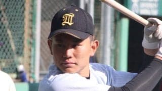 高卒プロ志望の学法石川の超強肩捕手が4打数2安打の活躍！「アピールできた」と笑顔！