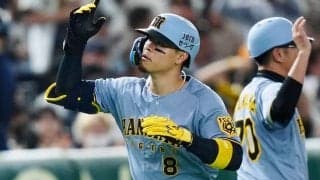 阪神、巨人に2連勝で貯金1　佐藤輝が1試合2発で両リーグトップ4号、近本が勝ち越し弾