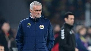 相手監督の鼻をつまむ奇行のモウリーニョ監督、クラブ内では解任要求の声も…当人には5〜10試合の出場停止処分か