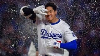 大谷“新ポーズ”は「スキンケア・スワイプ」　早くもグッズ化…製作会社が命名