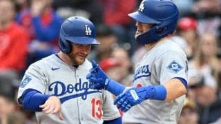 ドジャースで大流行！ 大谷翔平のドヤ顔CMポーズに米放送局も脚光「選手たちみんなが真剣に真似をしている」