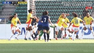 瞬速反応！ なでしこ20歳逸材が“超絶反転シュート”で実質アシスト「反応はやっ」「手に当たらなければ入ってた」松窪真心が劇的PK獲得の瞬間
