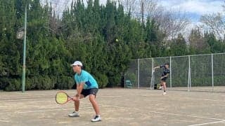 「第42回 むさしの村チェリージュニアテニストーナメント」16歳以下男女ダブルスの優勝者が決定。悪天候で順延ありながらも無事終了