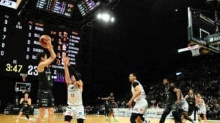 新アリーナ初戦に勝利　B2神戸ストークス、大歓声に「鳥肌立った」