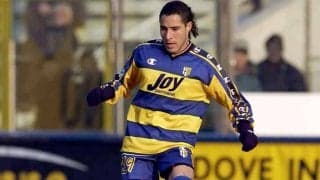 中田英寿氏ともパルマでプレーした元コロンビア代表MFが47歳で急逝…親戚の誕生日パーティーで心臓発作