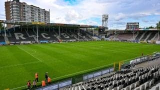 ベルギーのスタジアムで14個の爆発物が発見、激しいライバル関係の両者の対決…観客も避難