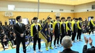 駿台甲府でハンドボール部の優勝報告会　2年連続の「高校3冠」誓う