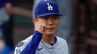 山本由伸が明かす「大谷ポーズ」の真相　同僚を“真似”して学習…「全員で一緒に」