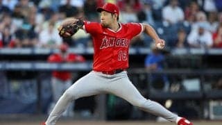 菊池雄星、6回4失点で降板　初回に満塁弾を浴び呆然…3戦連続で6回投げ切るも、防御率5.00